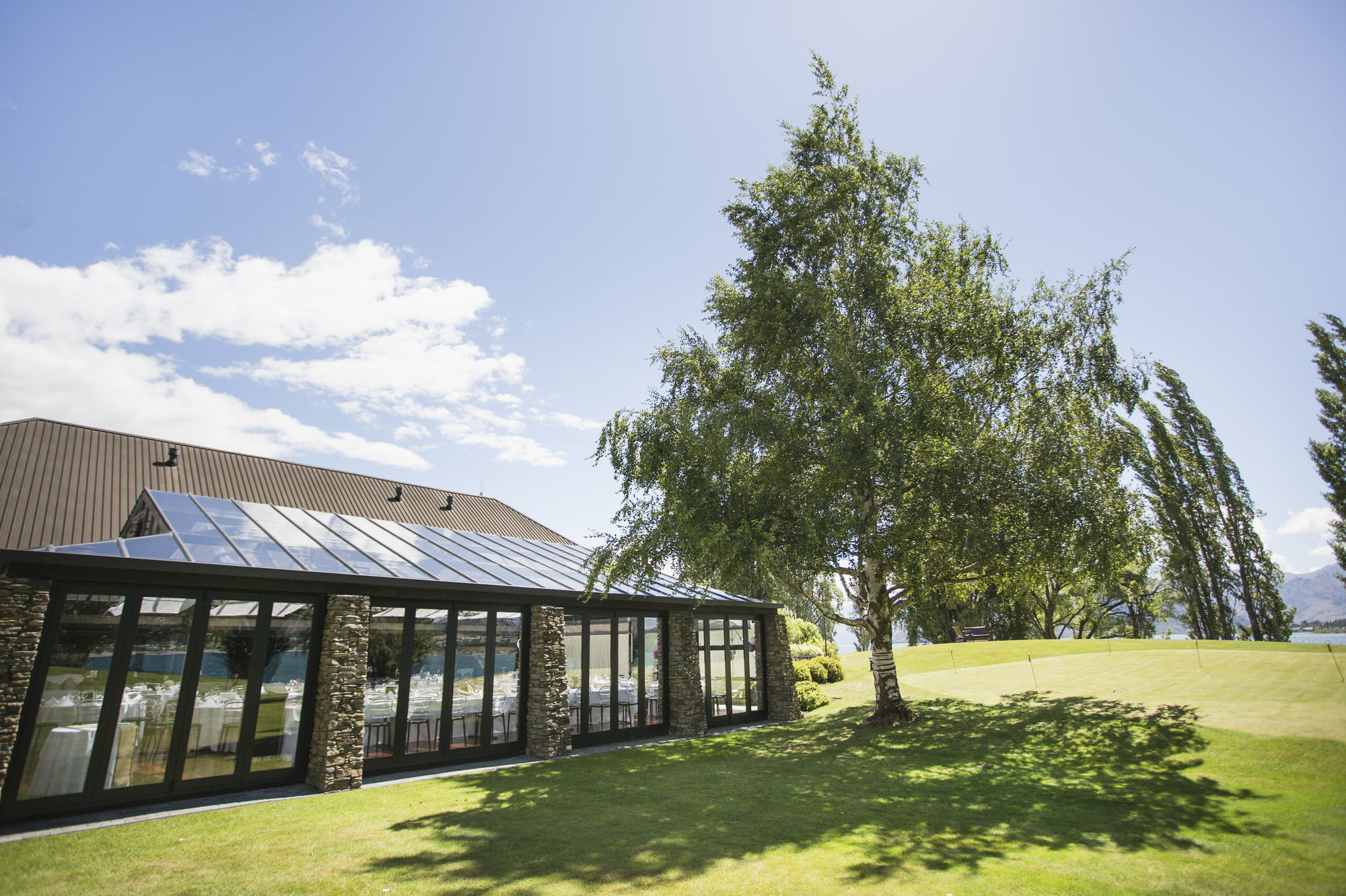 Edgewater Hotel Wanaka Exterior foto